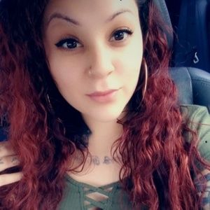 Meet your Posher, Roxanne